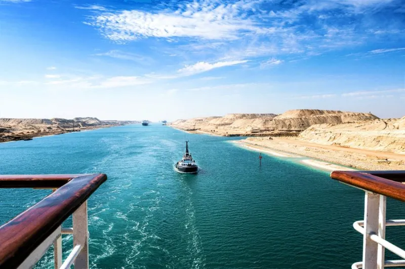 تراجع بنحو 66%.. انخفاض الشحن بقناة السويس يكبد مصر خسائر كبيرة