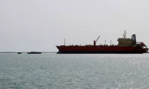 هجوم على سفينة شحن قبالة سواحل اليمن