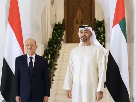 رئيس الإمارات ونائبه يهنئان العليمي باليوم الوطني لليمن